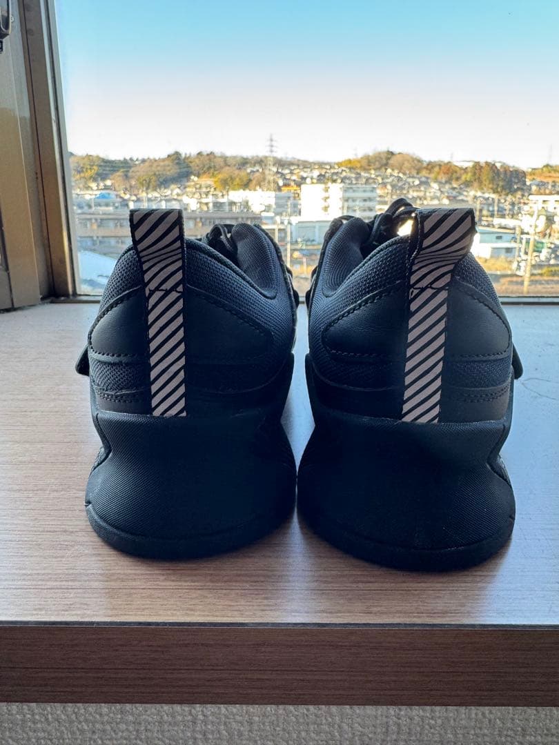 か*ご様 アンダーアーマーUAレインリフター27cm リフティングシューズ