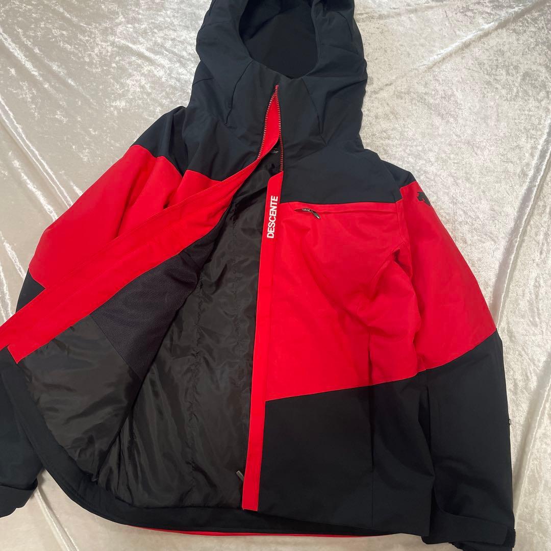 デサント　DESCENTE ロゴ　スノージャケット　スキー　ウィンタースポーツ