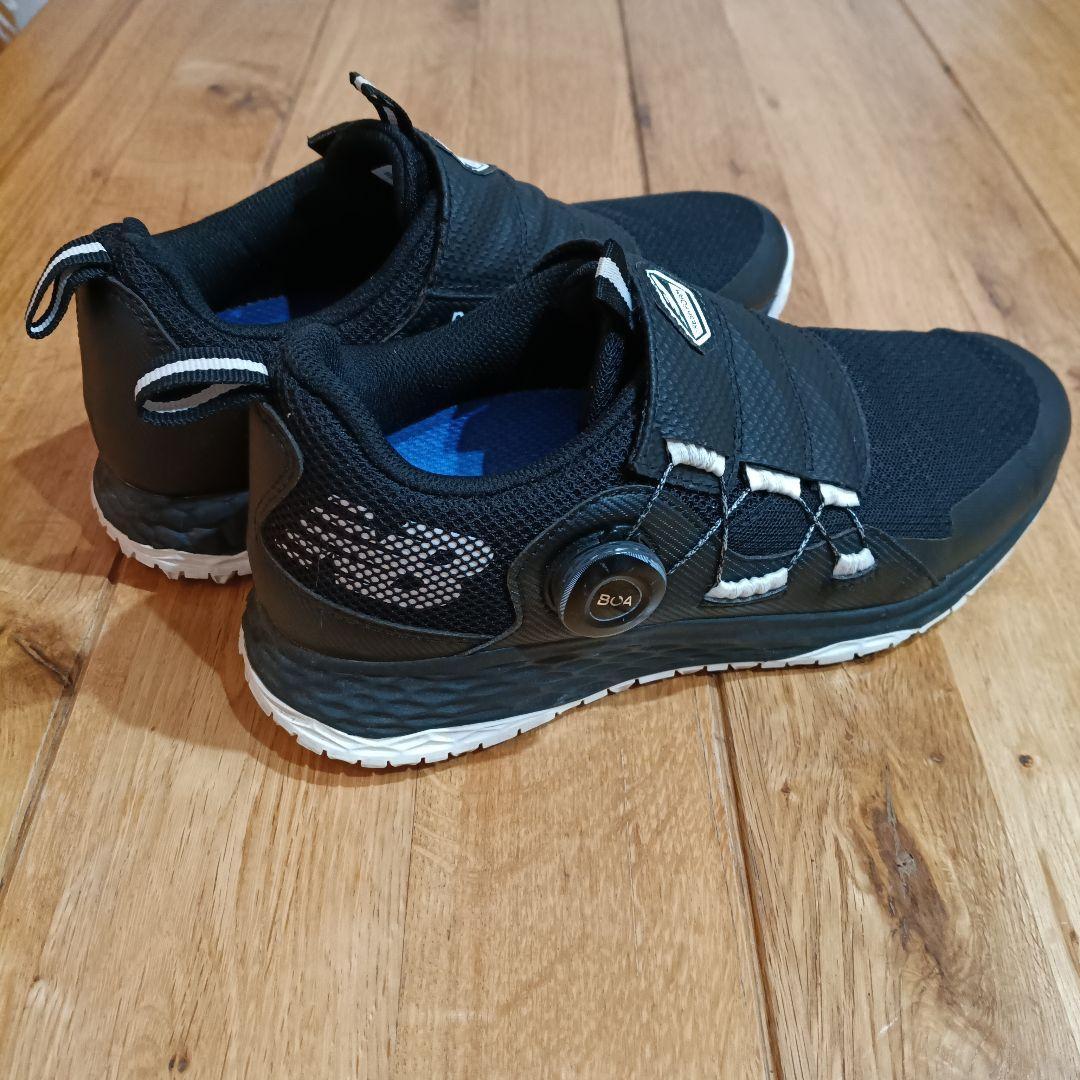 ニューバランス　ゴルフシューズ　MGB4700B ボア　ブラック　25cm