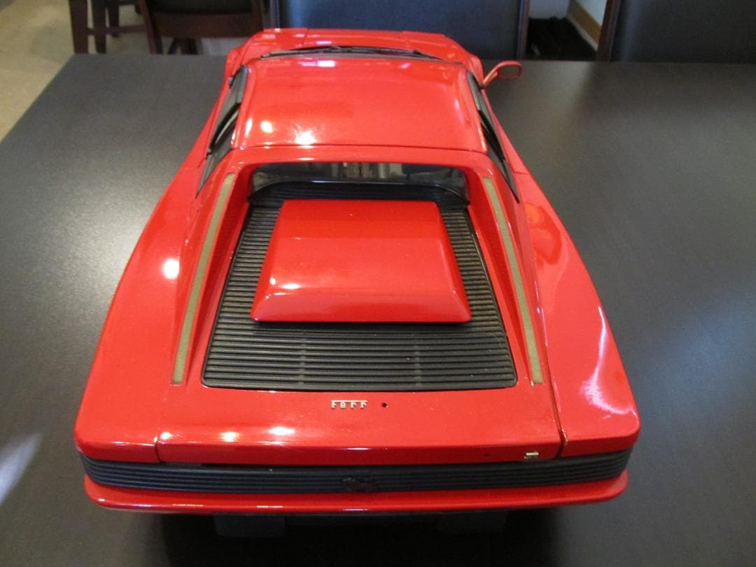 現状品★廃盤★イタリア【ポケール社】1/8フェラーリ　テスタロッサ完成品