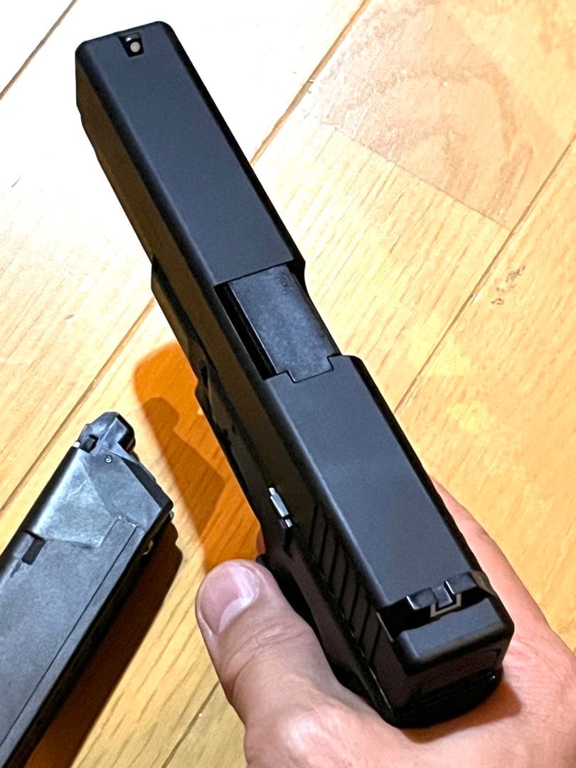 美品 東京マルイ Glock 17 ガスブローバック