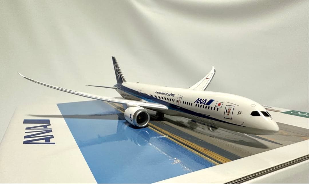 全日空商事 1/200 ANA 787-9 NH20068