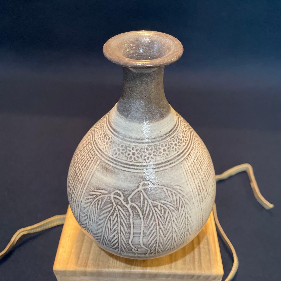 唐津焼　名工【中里 重利】(造)の『三島 徳利』共箱※美品　徳利