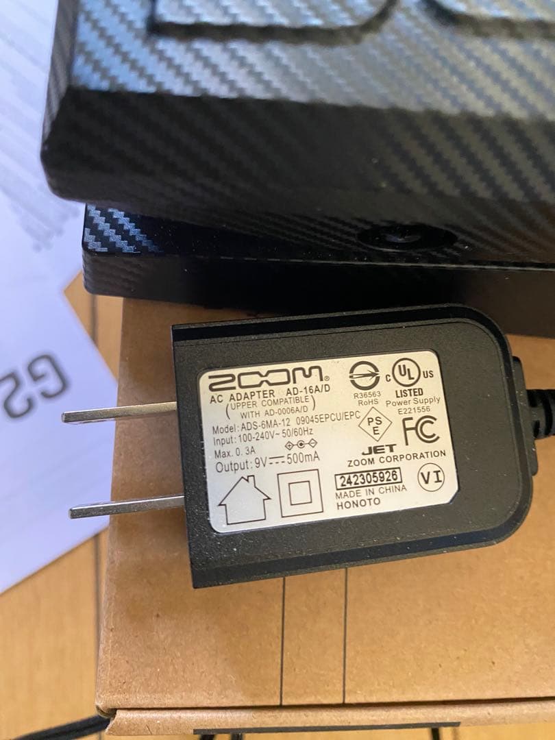 ZOOM マルチエフェクター G2X FOUR 美品 完動品 純正アダプター付き