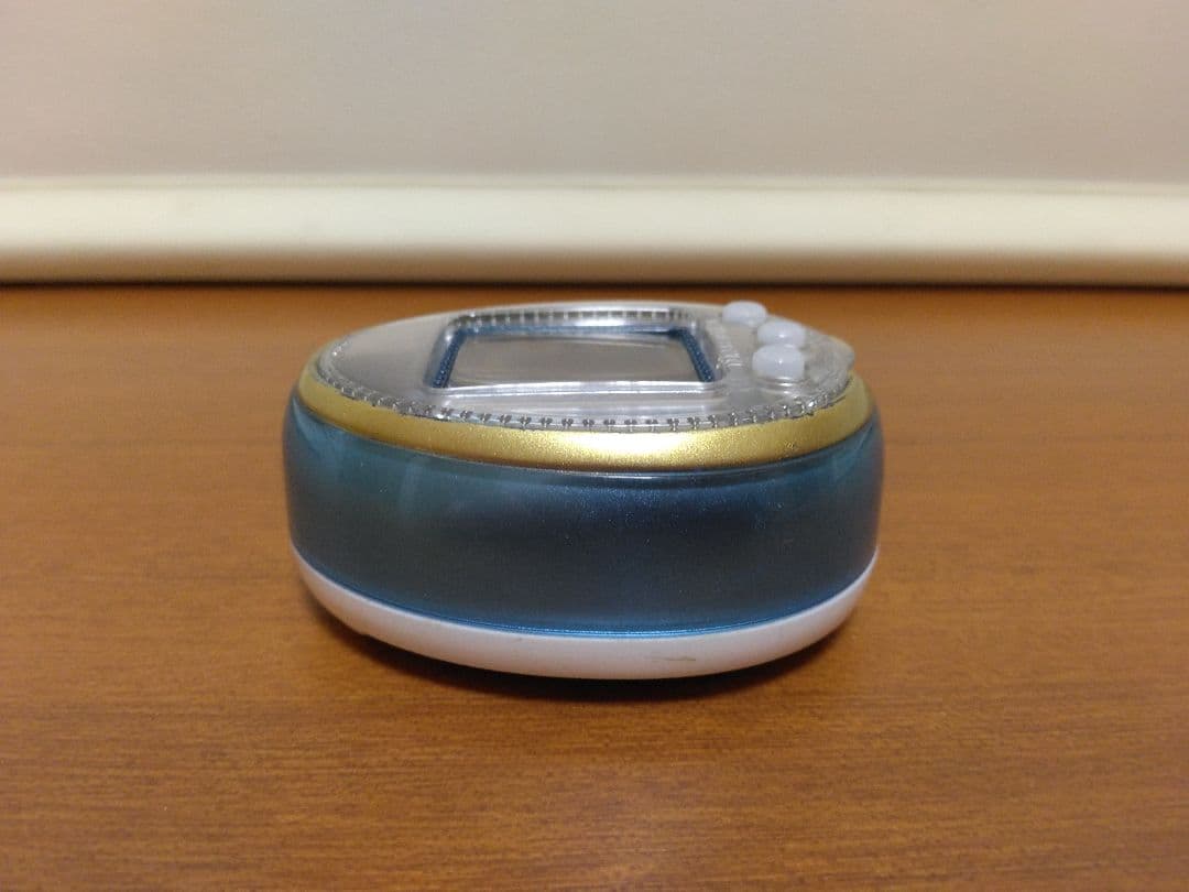 【値下げ中♪】たまごっち4U　ブルー