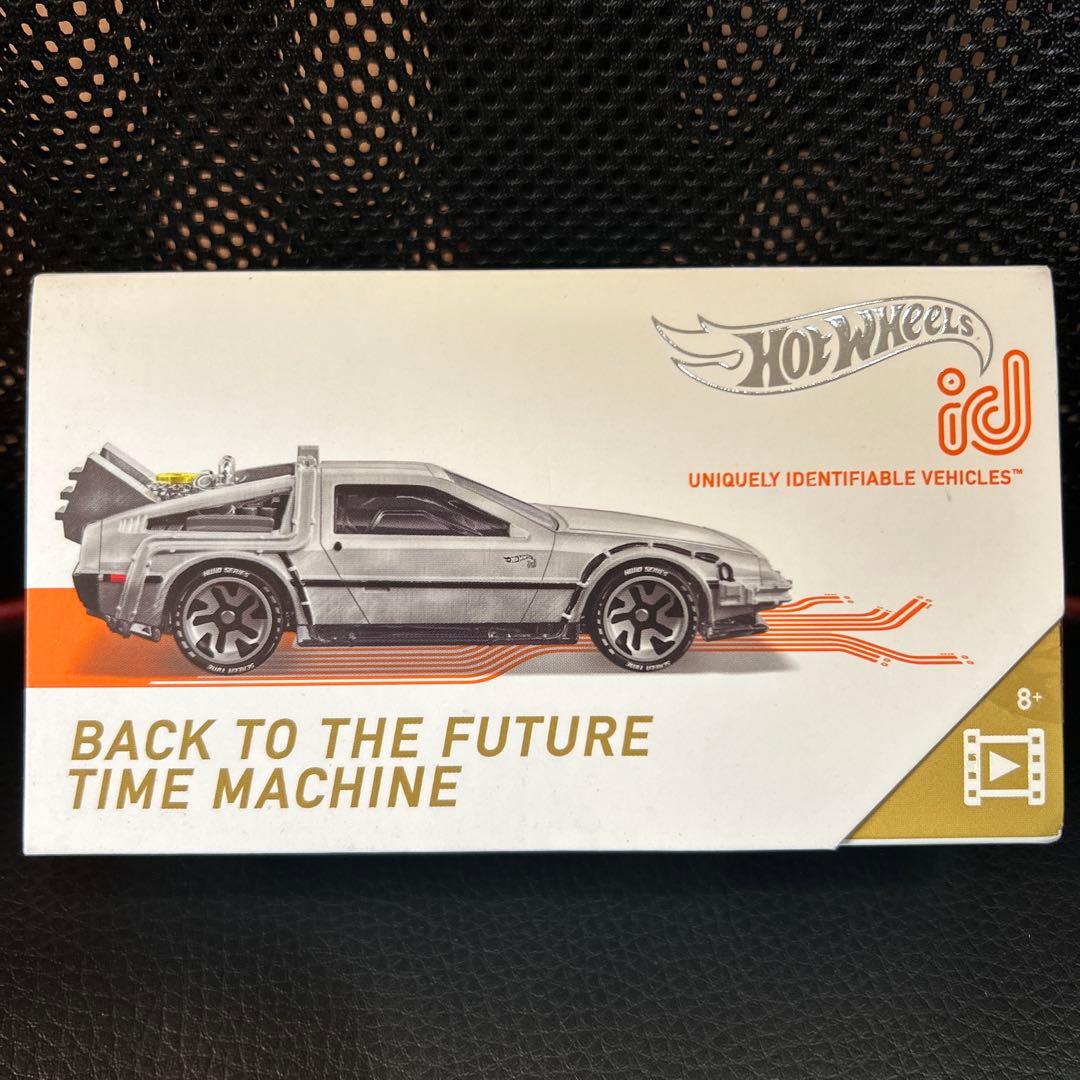 ホットウィール id バック・トゥ・ザ・フューチャー タイムマシン　デロリアン