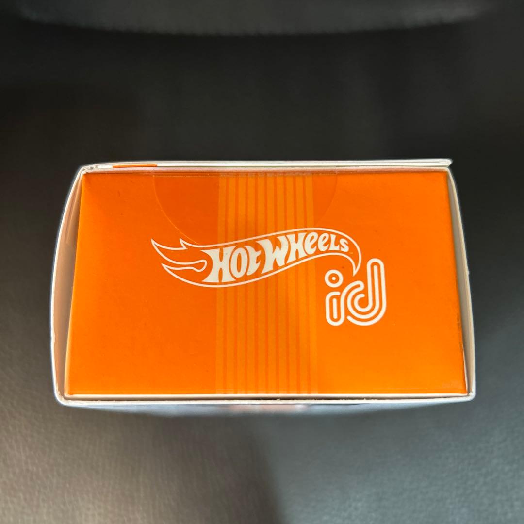 ホットウィール id バック・トゥ・ザ・フューチャー タイムマシン　デロリアン