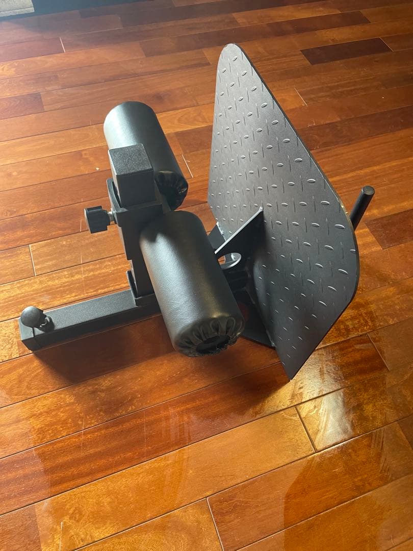 トレーニング機器　グルートハムディベロッパー　ユーズド　後ろ半分