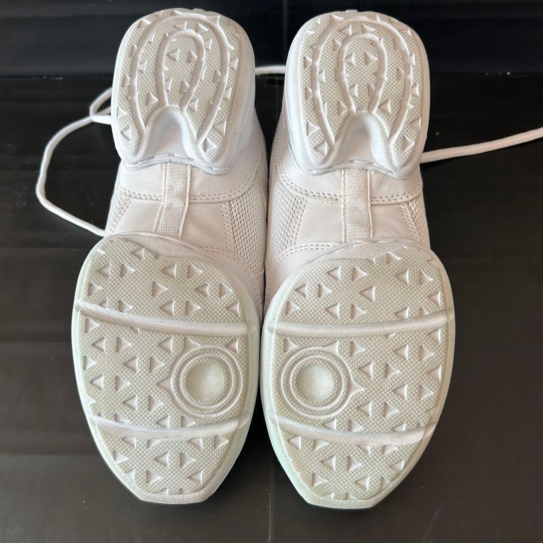 【新品】Chacott チャコット　ダンシングスニーカー　ホワイト　24.5㎝