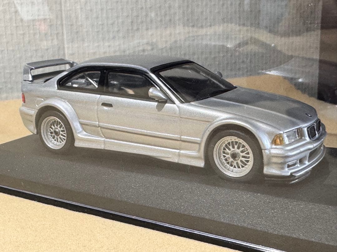 ミニチャンプス、 M3 GTR (E36) 1993 シルバー ミニカー