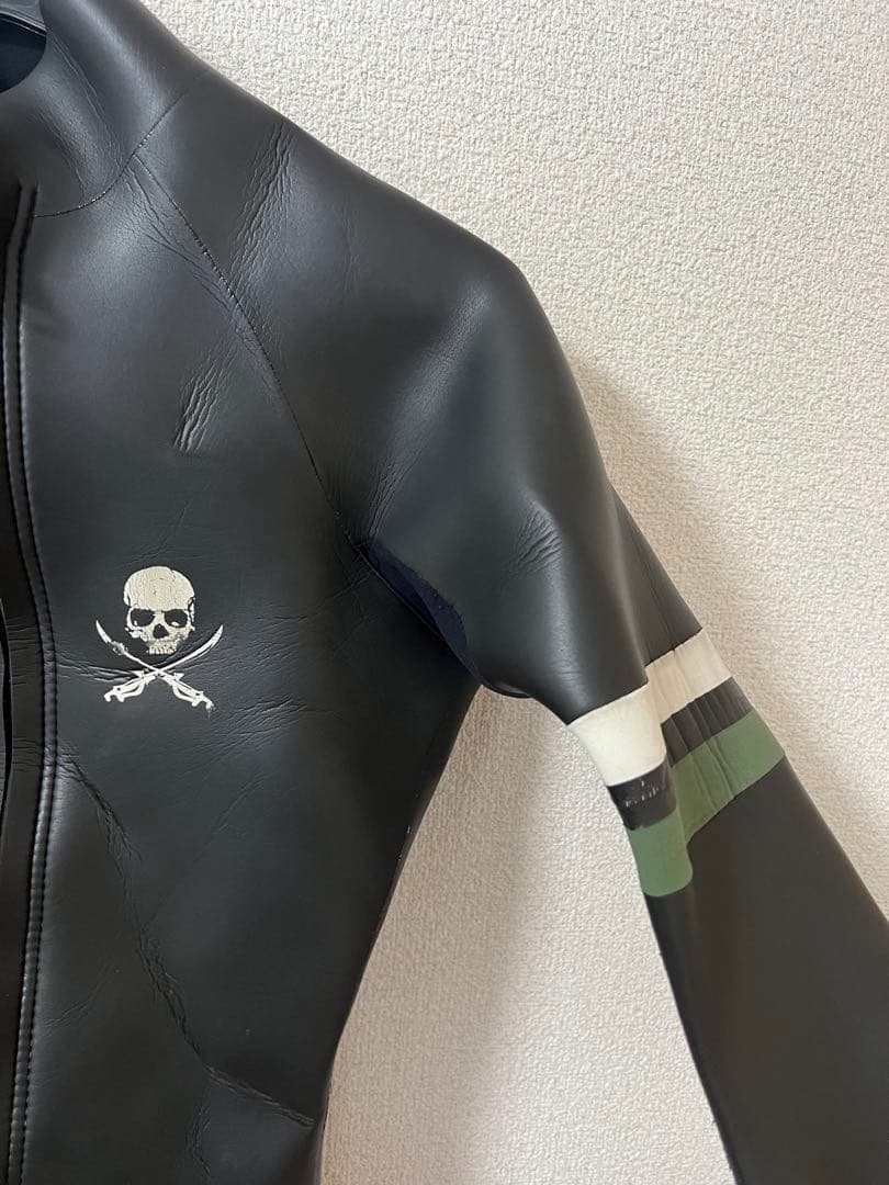 RINCON CUSTOM WETSUITS タッパー　リンコン　ウェットスーツ