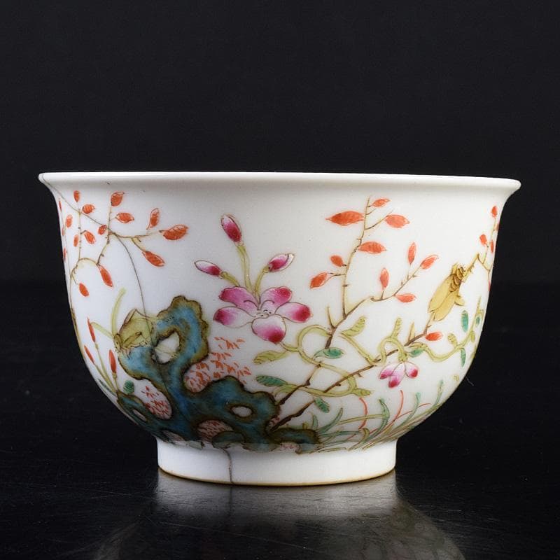 中国　大清光緒年製　粉彩花昆虫文碗　V　7805E