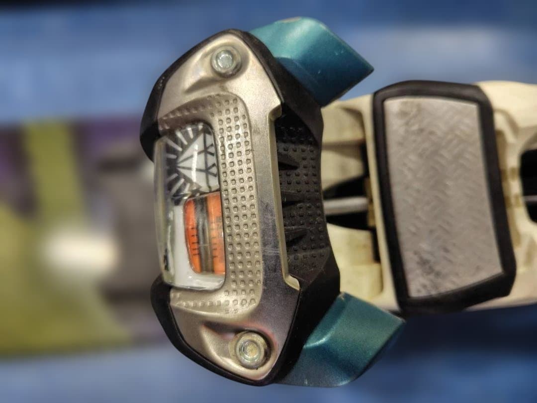 dynafitBCスキー板　バックカントリー　山スキー　シール付き