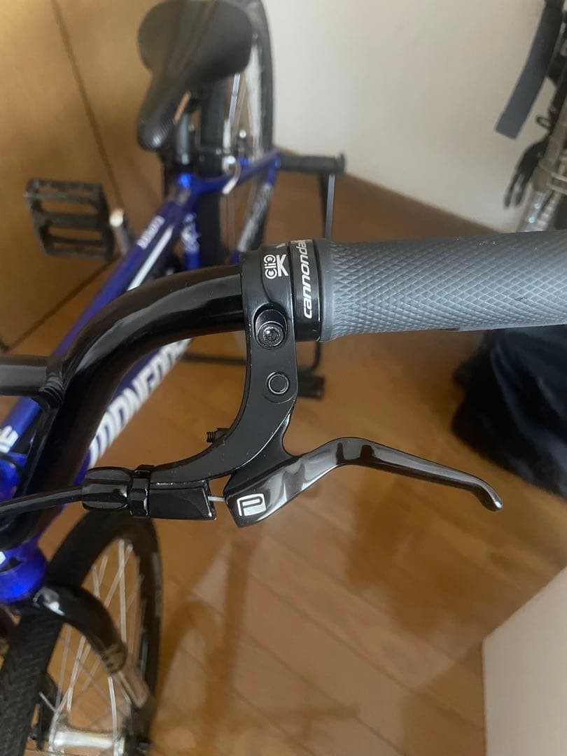 mon BMXバイク 青