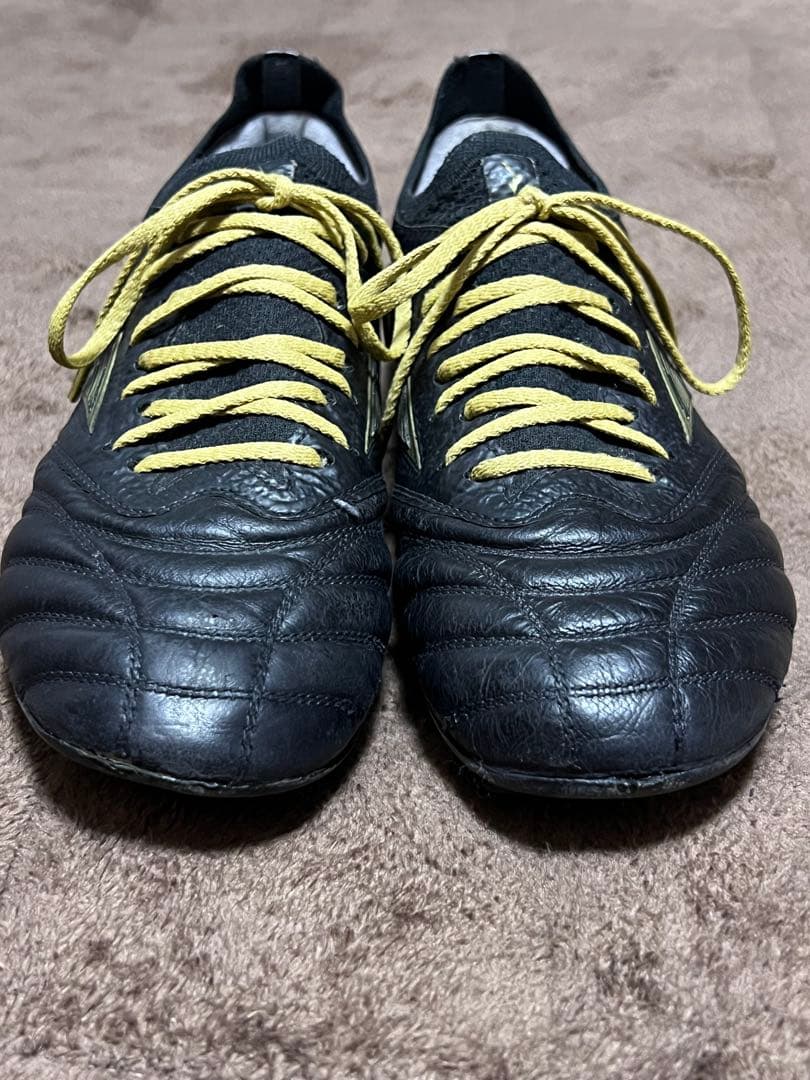 【限定カラー‼️】ミズノ モレリアネオ4βジャパン 黒×金 25.5