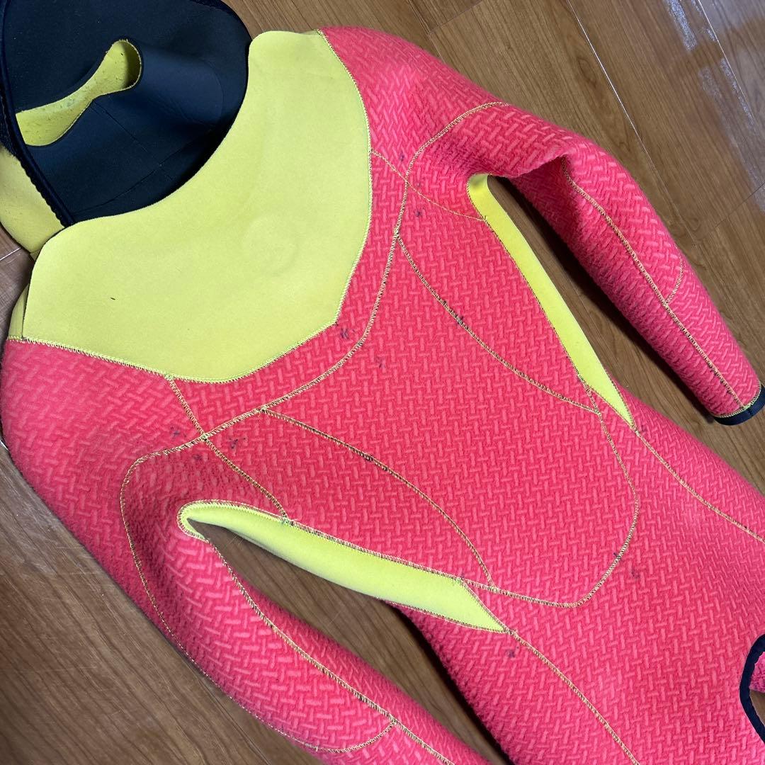 BEWET レディース　ウェットスーツ　5mm セミドライ　送料込み