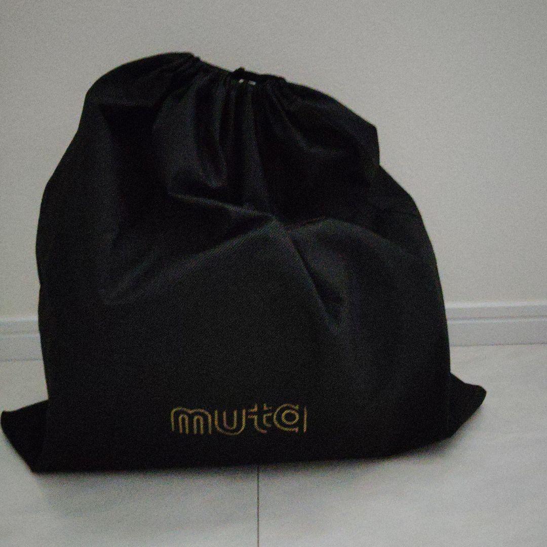 KNRSです!!　美品!!1度のみ使用　ムータマリン　ショルダーバック