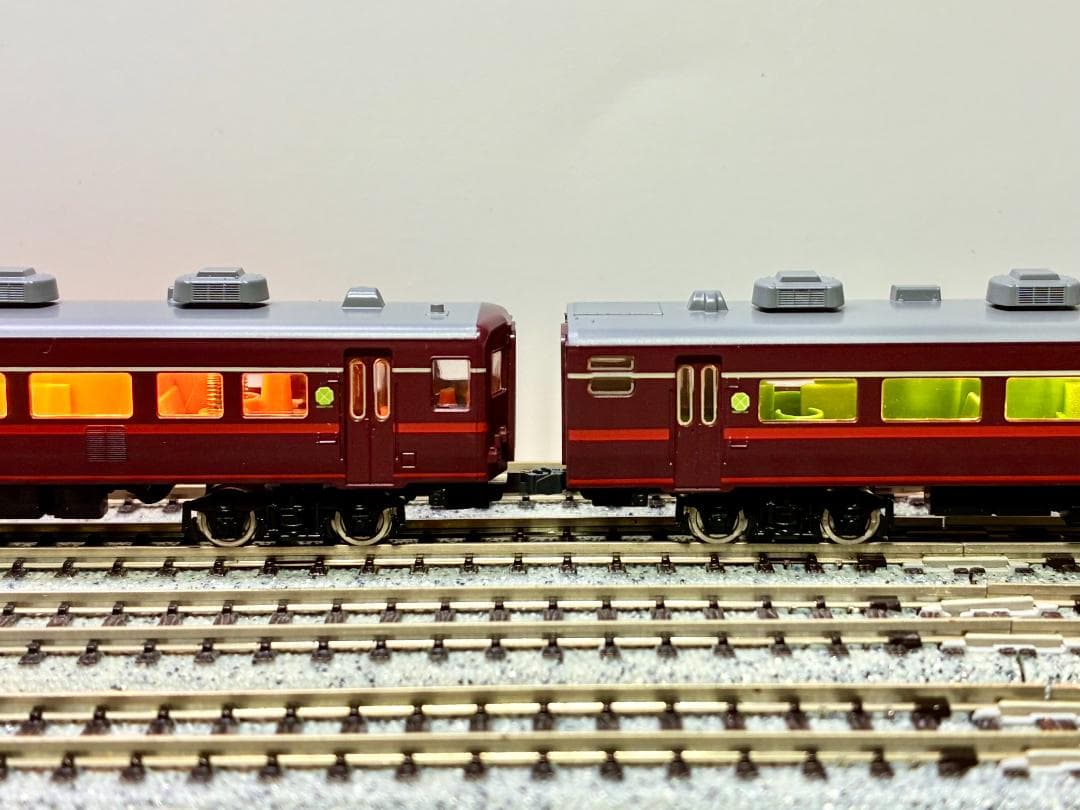 “EF58 61号機“と“サロンエクスプレス東京ファイナルモデル”のフルセット