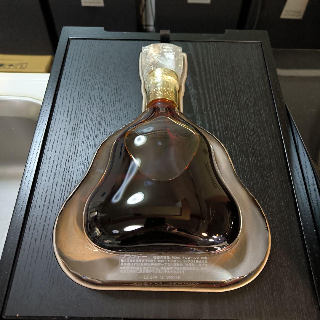 豪華ヘネシーリシャール旧型、新型２本セット(訳あり)