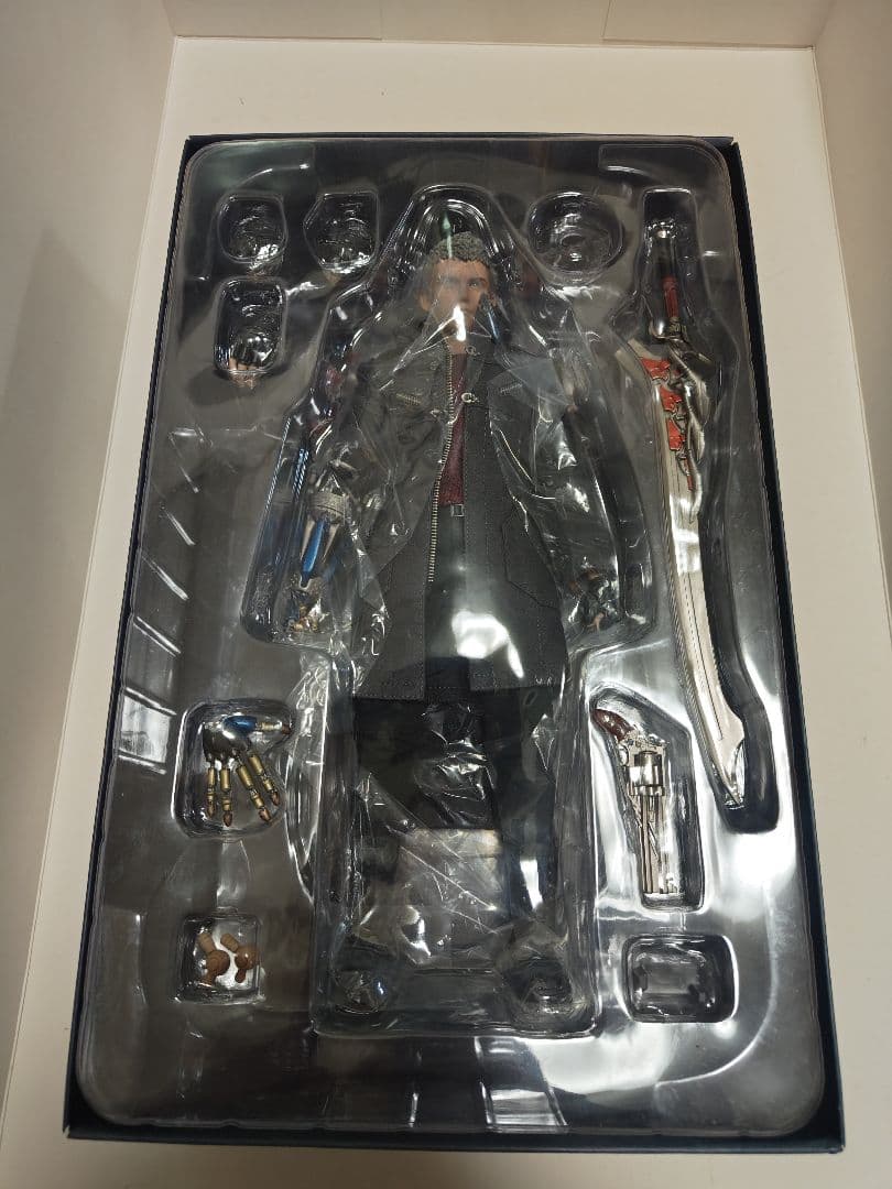 Asmus Toys アスモストイズ 1/6 デビルメイクライ5 ネロ