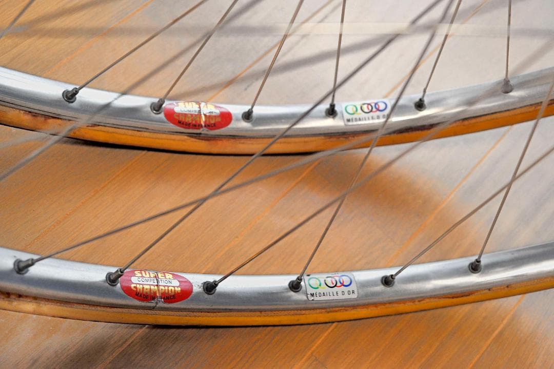 ★スーパーチャンピョン&シマノデュラエース 前後完組ホイール ♪