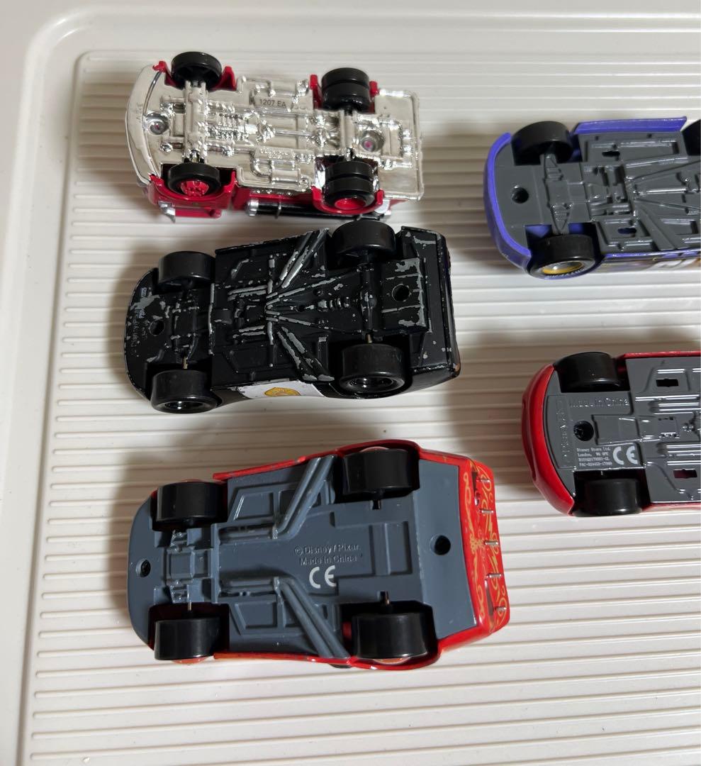 カーズ、ミニカー、BOBBY SWIFT No.19（大きいミニカー）