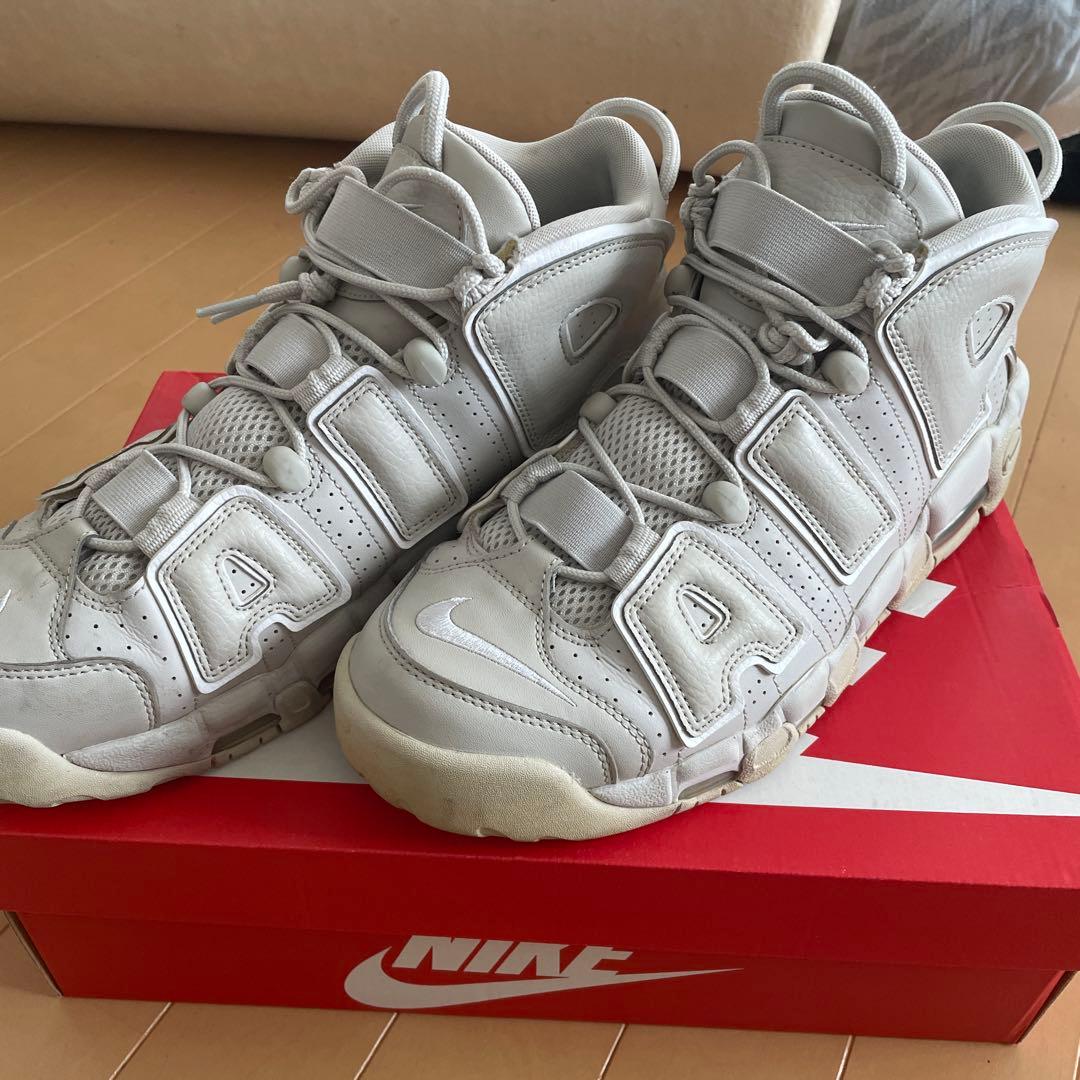 NIKE AIR MORE UPTEMPO ホワイト