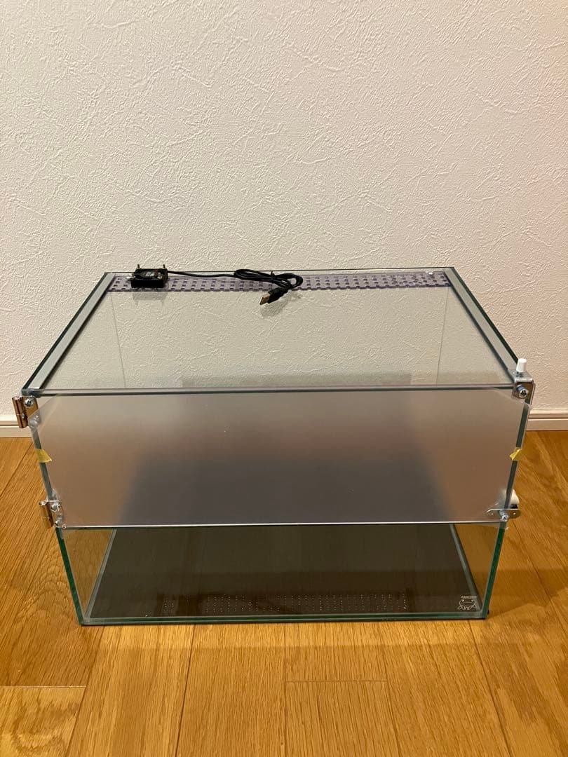 アクアサイダーの45cm水槽 イモリウム テラリウム パルダリウム用