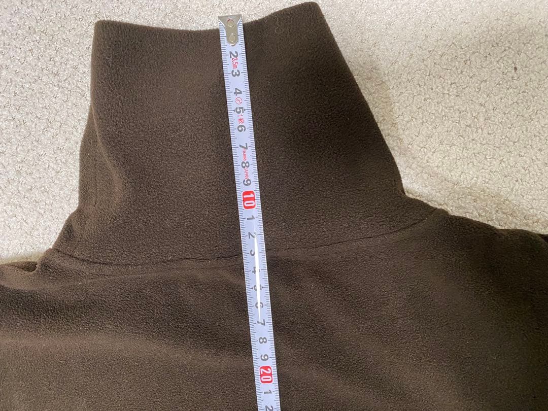 プラダスポーツハイネック