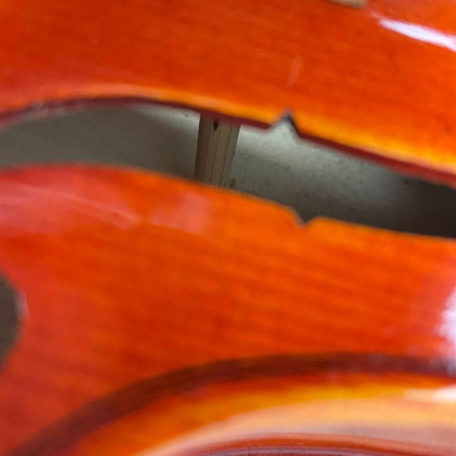 黄金期●鈴木バイオリン No.300 4/4● 1979年 新品弓・新品弦 美品