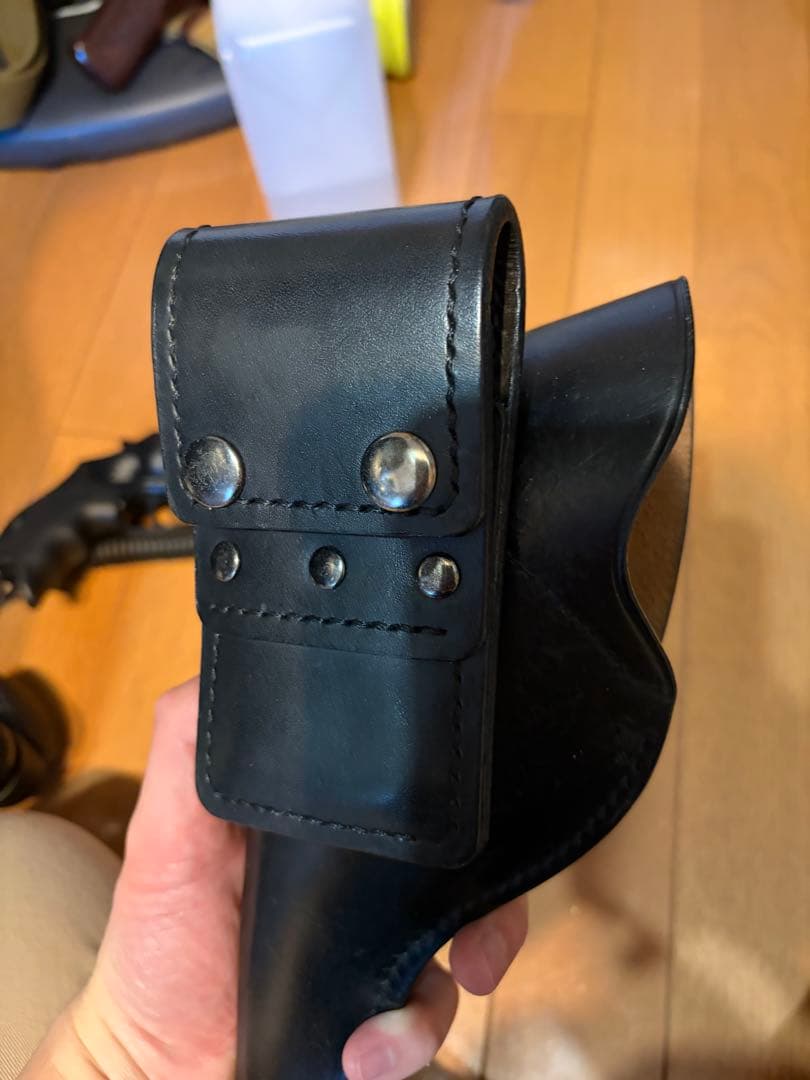 警察　ホルスター