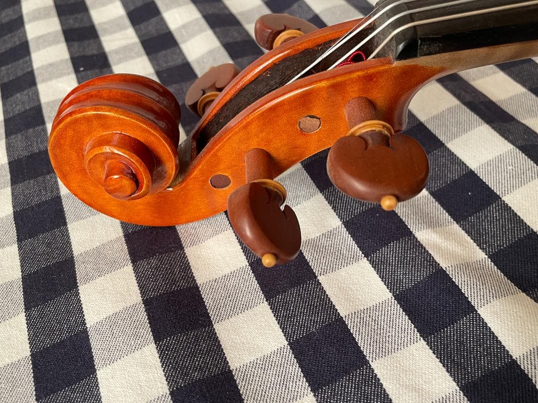 西ドイツ製 バイオリン 美しいワンピースバック ４／４サイズ 駒調整済み
