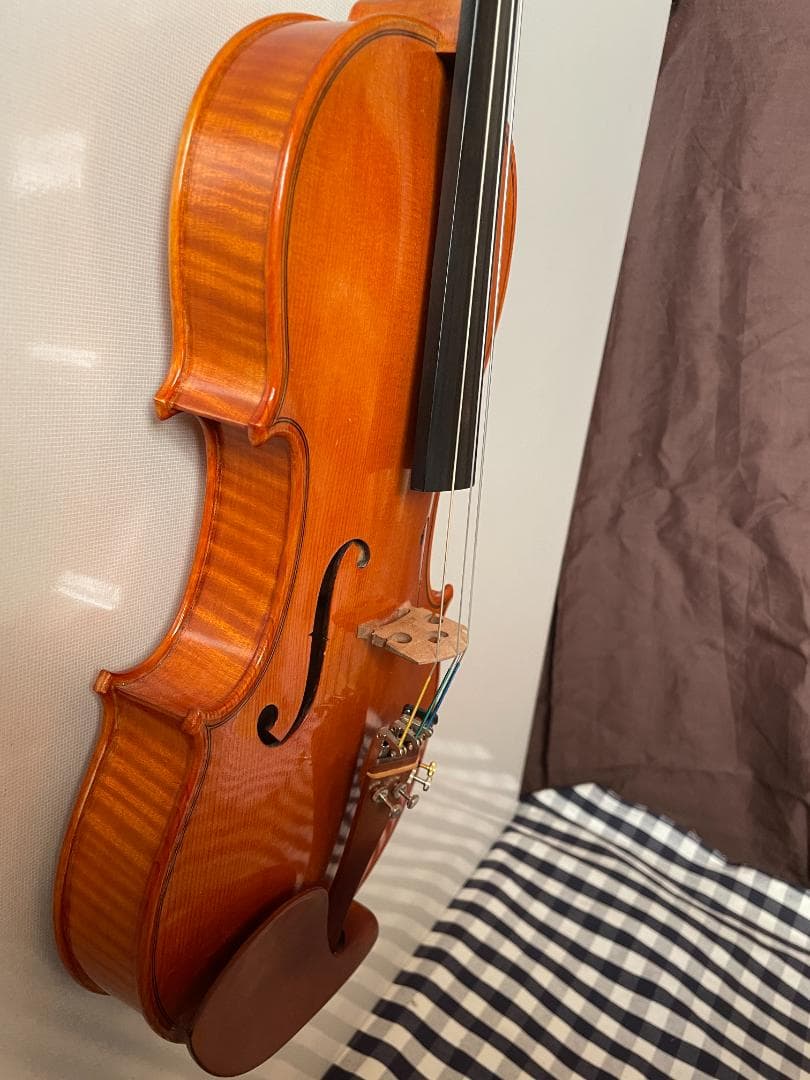 西ドイツ製 バイオリン 美しいワンピースバック ４／４サイズ 駒調整済み