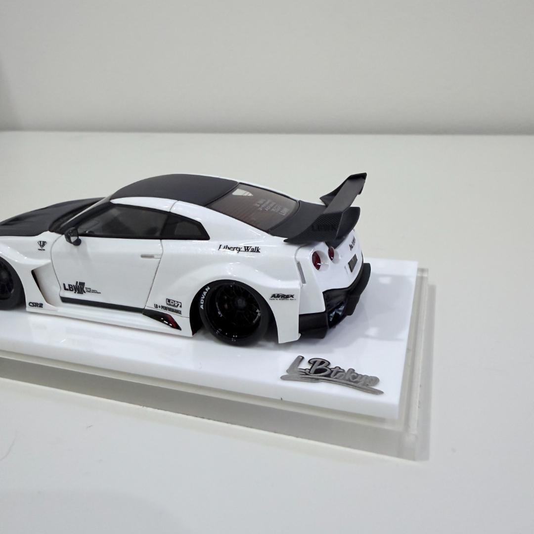 ミニカー LB-SIL HOUETTE WORKS GT 35 GT-RR 6/30