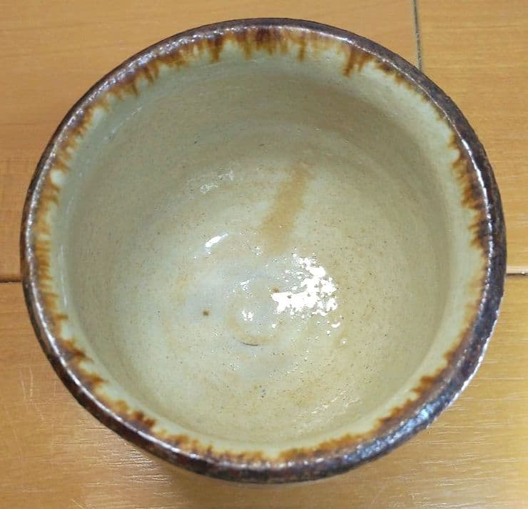 人間国宝 金城次郎 壷屋焼湯呑 栞 共箱 美品 壺屋焼 やちむん 明るい焼き上り