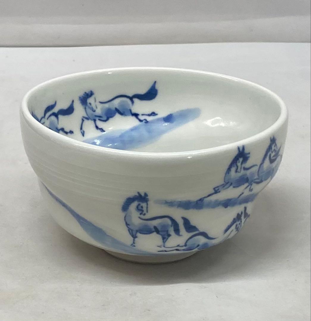 B547b「染付 馬九行く茶盌」寺尾陶象作　共箱　京焼　茶道具