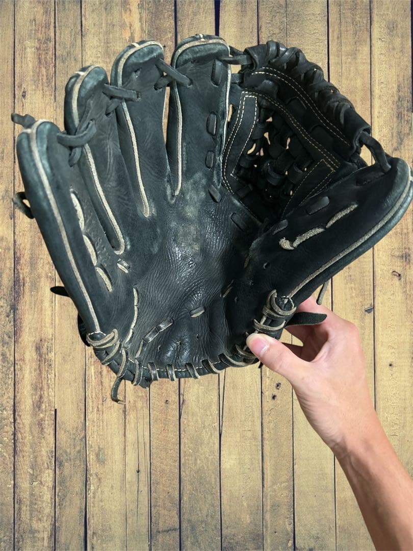 アンダーアーマー軟式グローブ