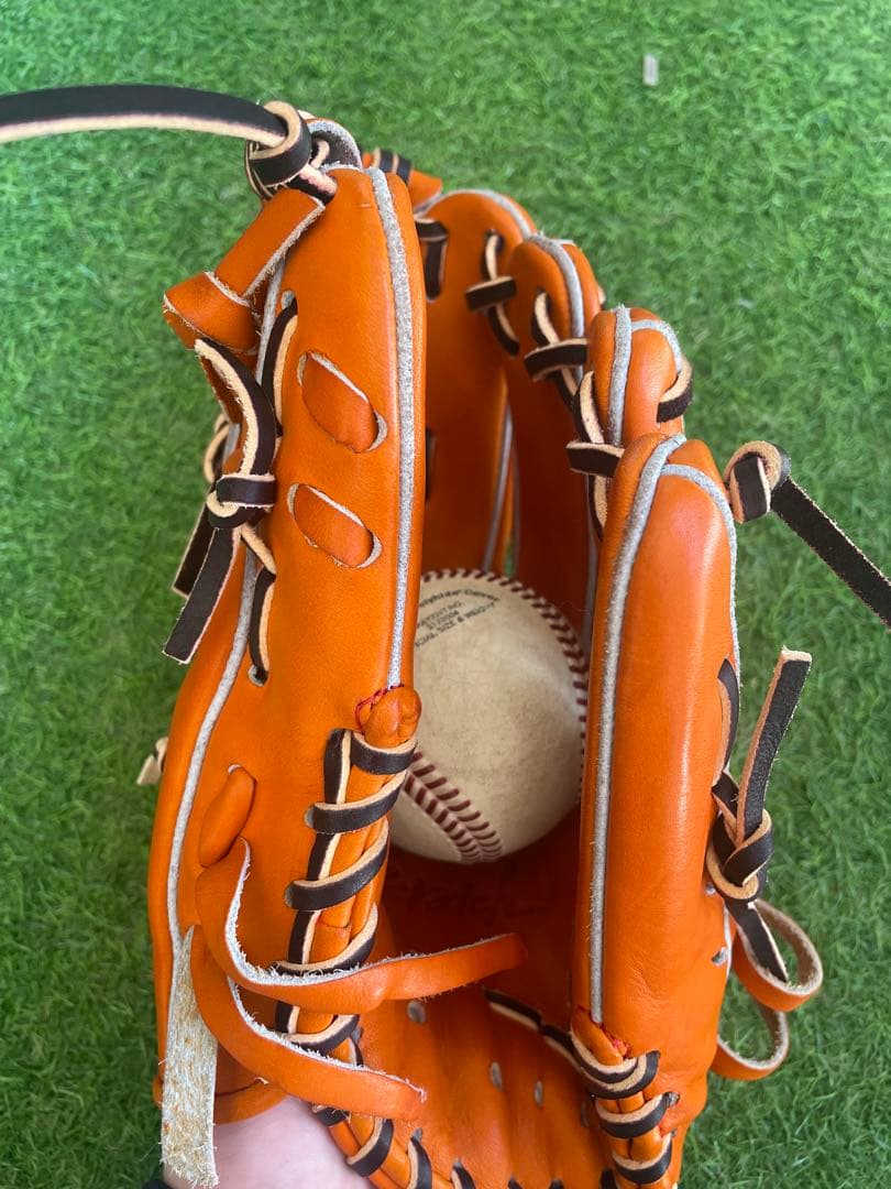 アトムズスクラッチ硬式内野手グラブ