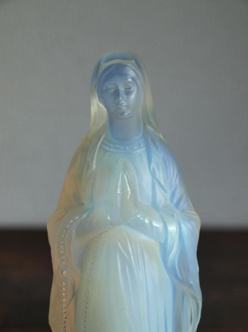 美しいオパールガラス ルルドの聖母像 フレンチ・アール・デコ 工藝/K073