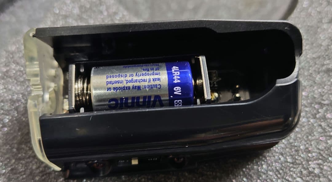 高木式弐〇壱九年式爆砕拳銃