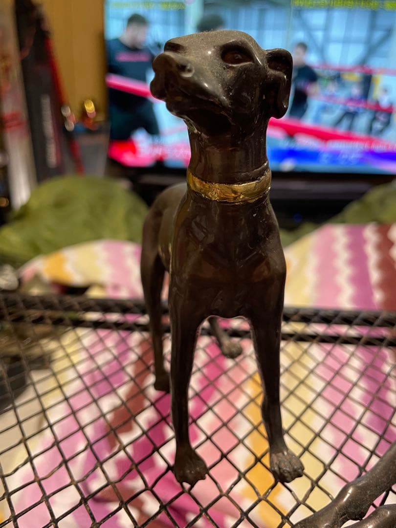 犬 グレイハウンドのブロンズ？置物2体セット