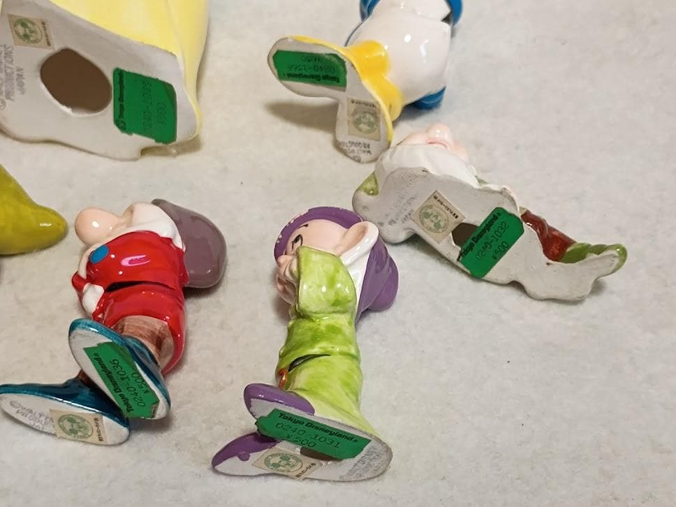 TDL 陶器製フィギュリン 10体セット 白雪姫 七人のこびと ドナルド 正規品