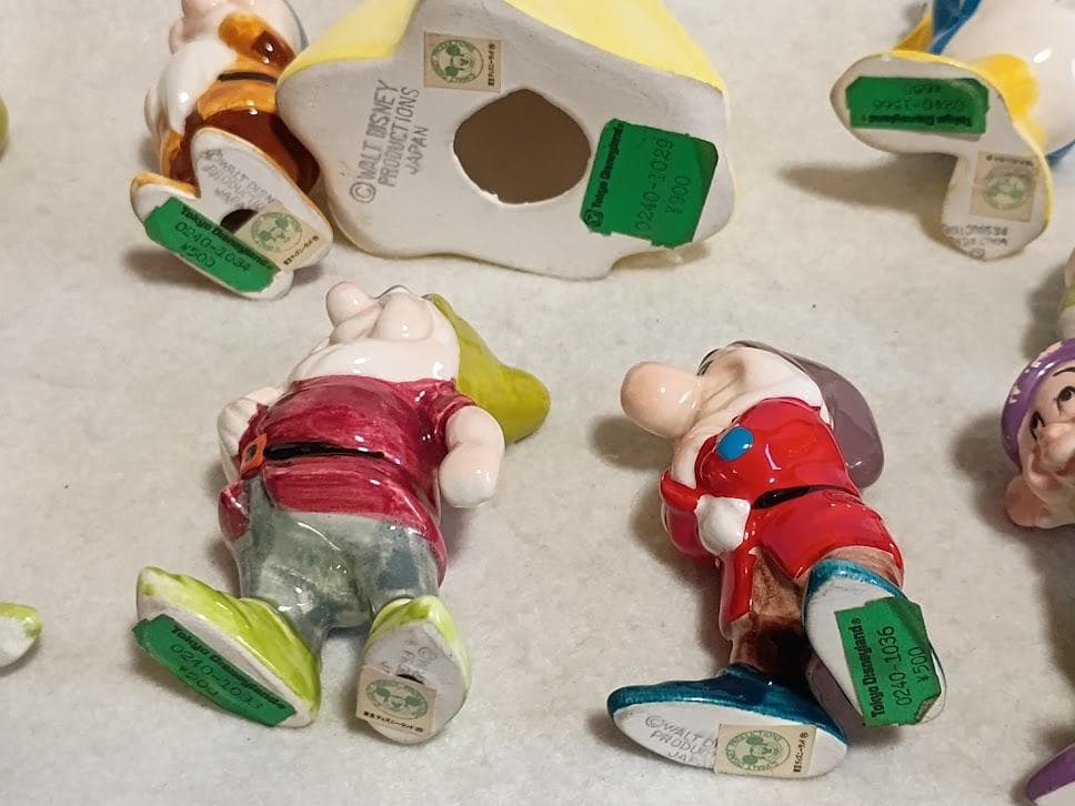 TDL 陶器製フィギュリン 10体セット 白雪姫 七人のこびと ドナルド 正規品