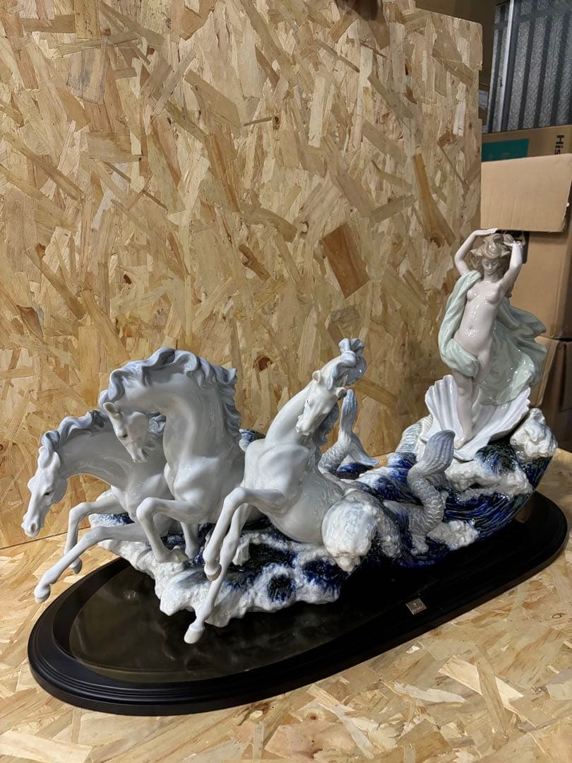 リヤドロ限定1000体ヴィーナスの誕生 The birth of venus