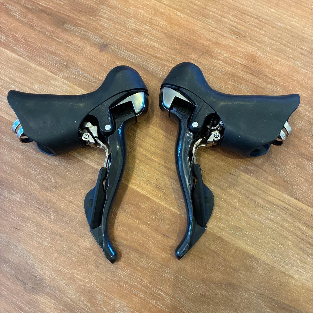 SHIMANO ULTEGRA 【ST-6700】デュアルコントロールレバー