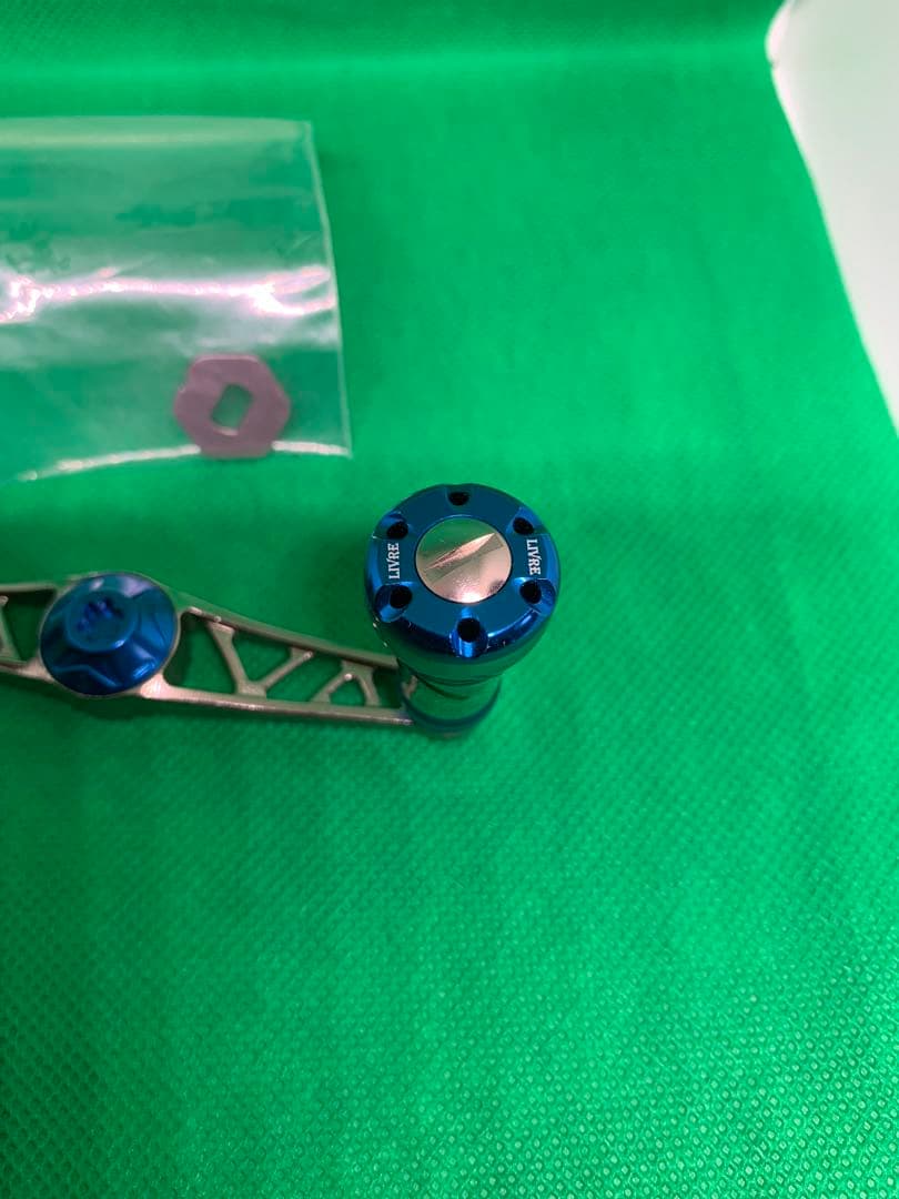 LIVRE FLAT 85 シマノ 左巻き ベイトリール ハンドル