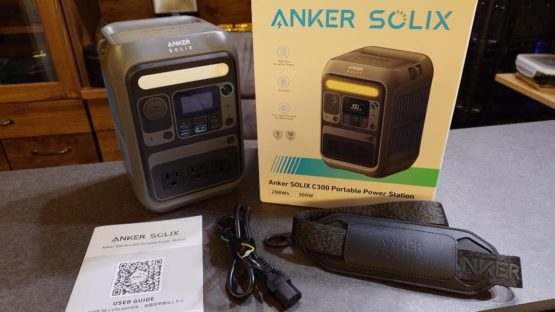 ＜ほぼ新品＞Anker Solix C300 ポータブル電源／ダークグレー