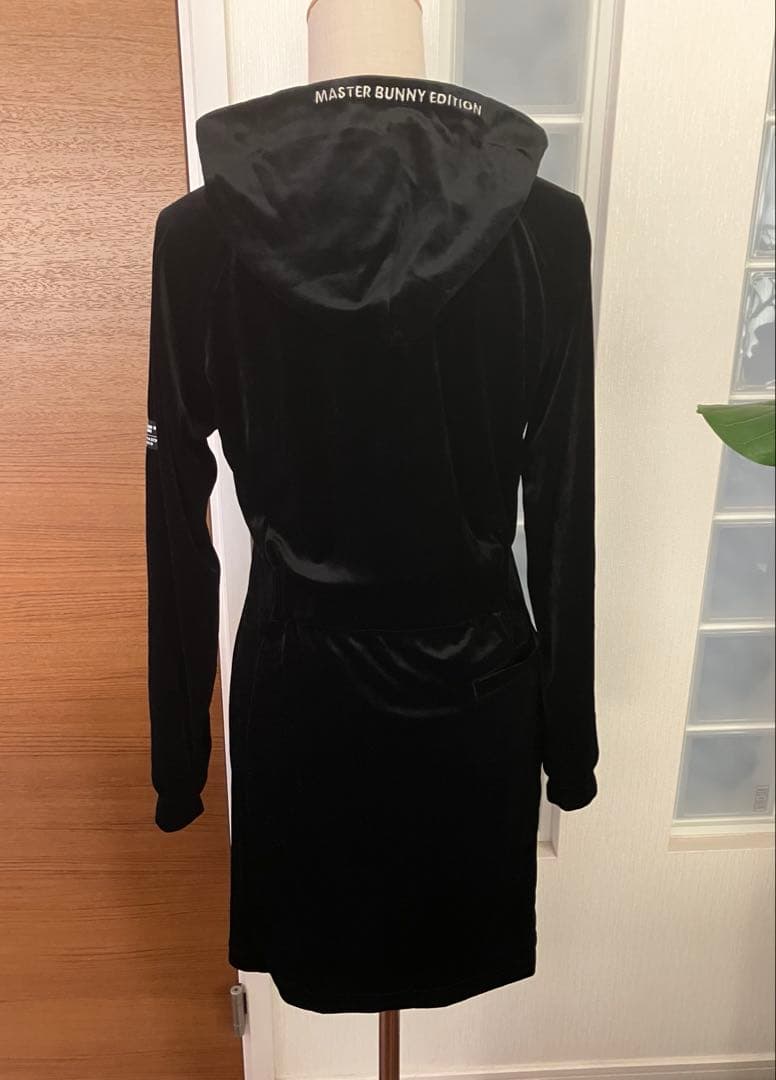 ⭐️ほぼ新品⭐️マスターバニー ベロア パーカーワンピース フーディ 黒