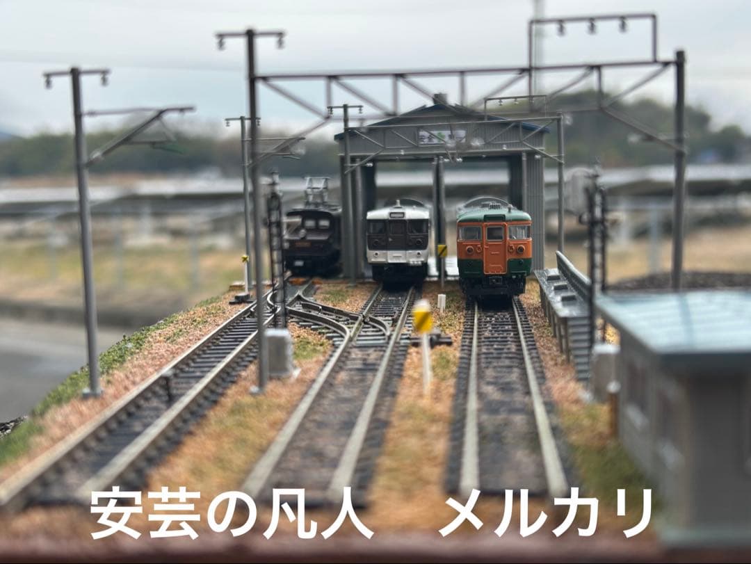 ヒロnゲージ ジオラマ61 電車庫のある風景　アクリルケース付