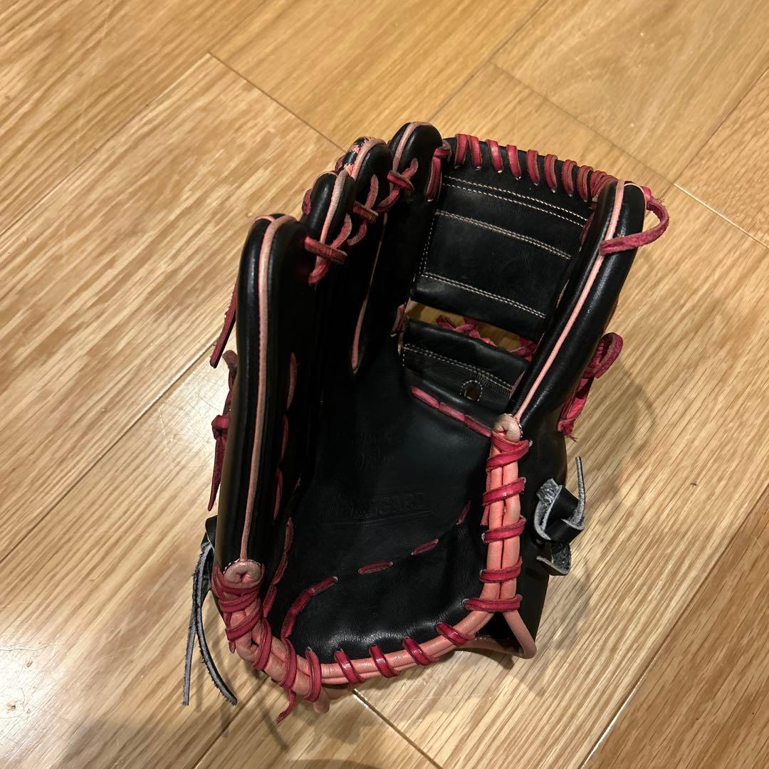 左投手用グローブ